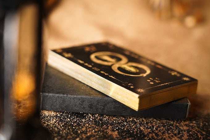 Pendulum Tarot deck and box
